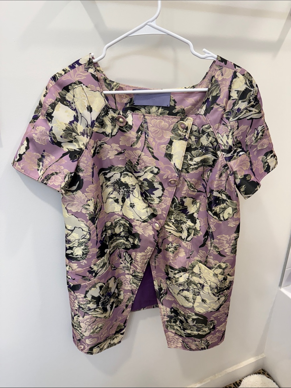 Vera Wang Floral Jacquard Short-Sleeve Top in Lavender